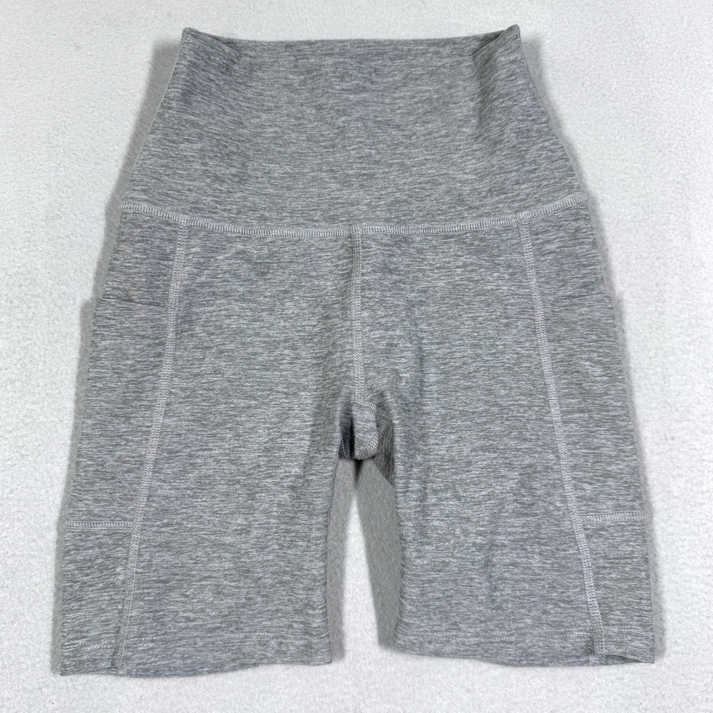 Beyond Yoga Biker Shorts Womens XS Spacedye Side Pockets Grey Heather Athletic